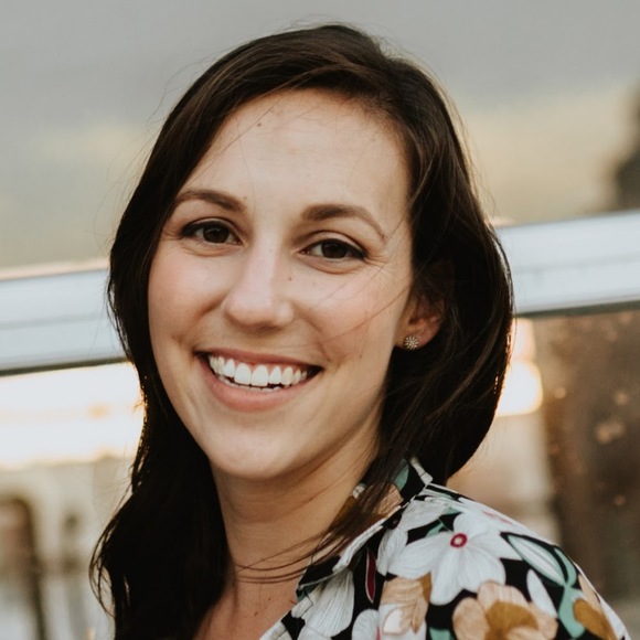 Meet your Posher, Cher - Picture 1 of 1